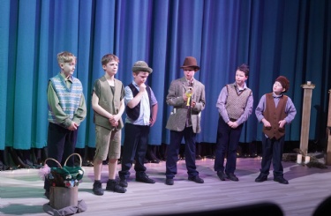 Enchanting Midsummer performance by Year 6